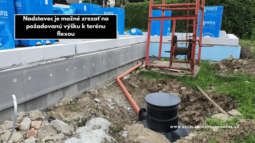 montáž nadstavca na nádrž pri hasičskej zbrojnici