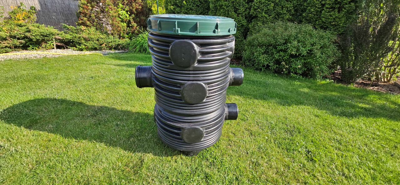 Filtračná šachta STRONG pri montáži