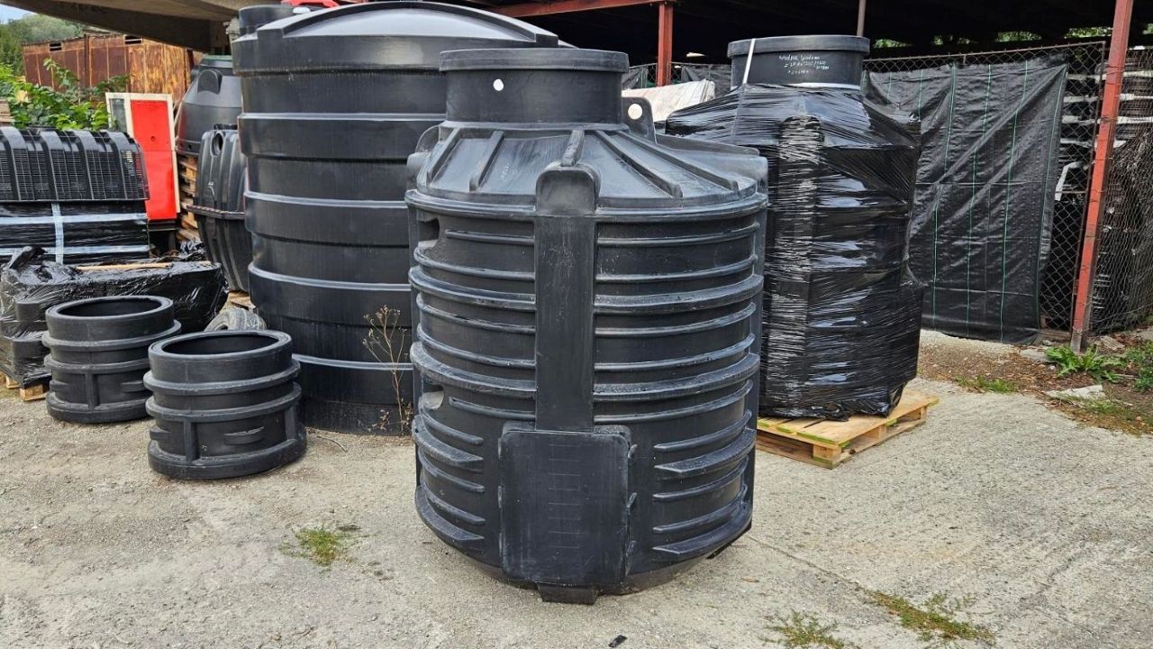 Monolitická vodomerná šachta DN 1200 PE PRO 1200 × 1800 mm