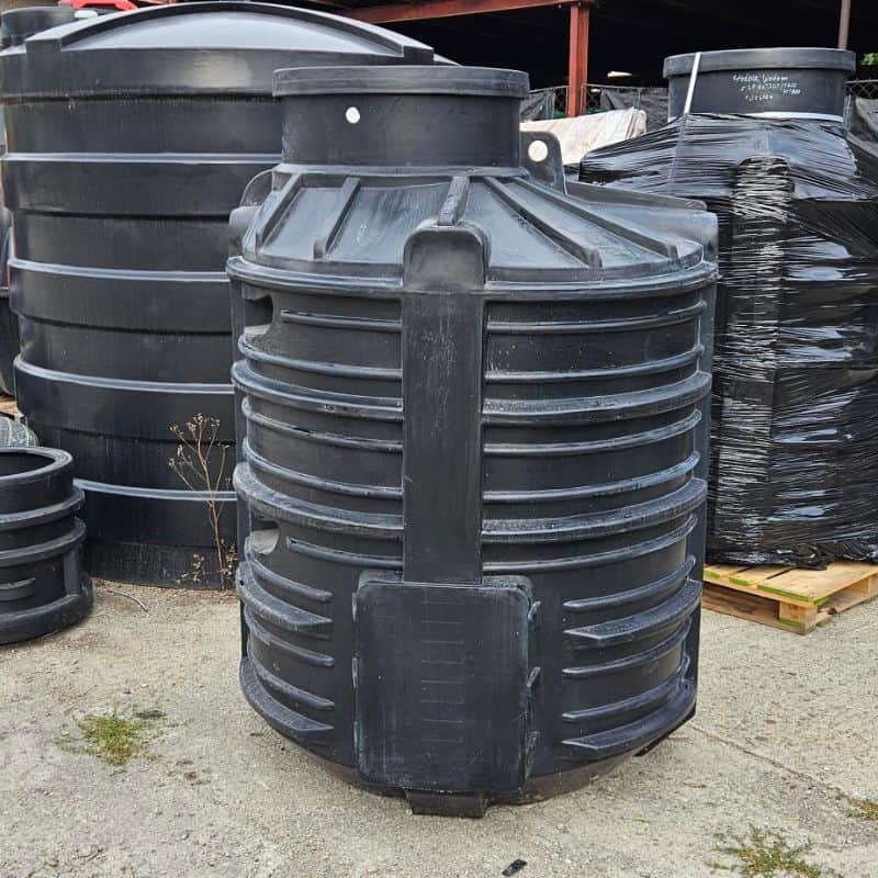 Monolitická vodomerná šachta PE PRO DN 1200 × 1800 mm pre 1 až 4 vodomery