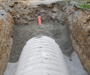 Horný zásyp nádrže